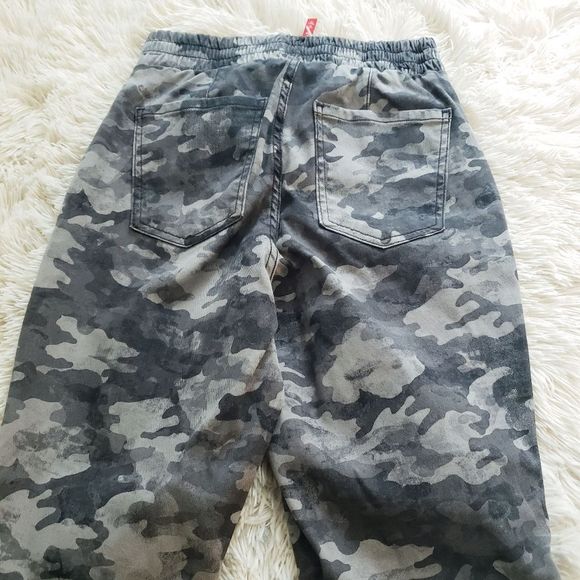SPANX Camo Stretch twill cargo jogger size small - Picture 6 of 16